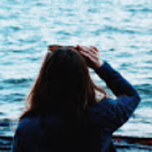 Meet your Posher, Meghan - Picture 1 of 1